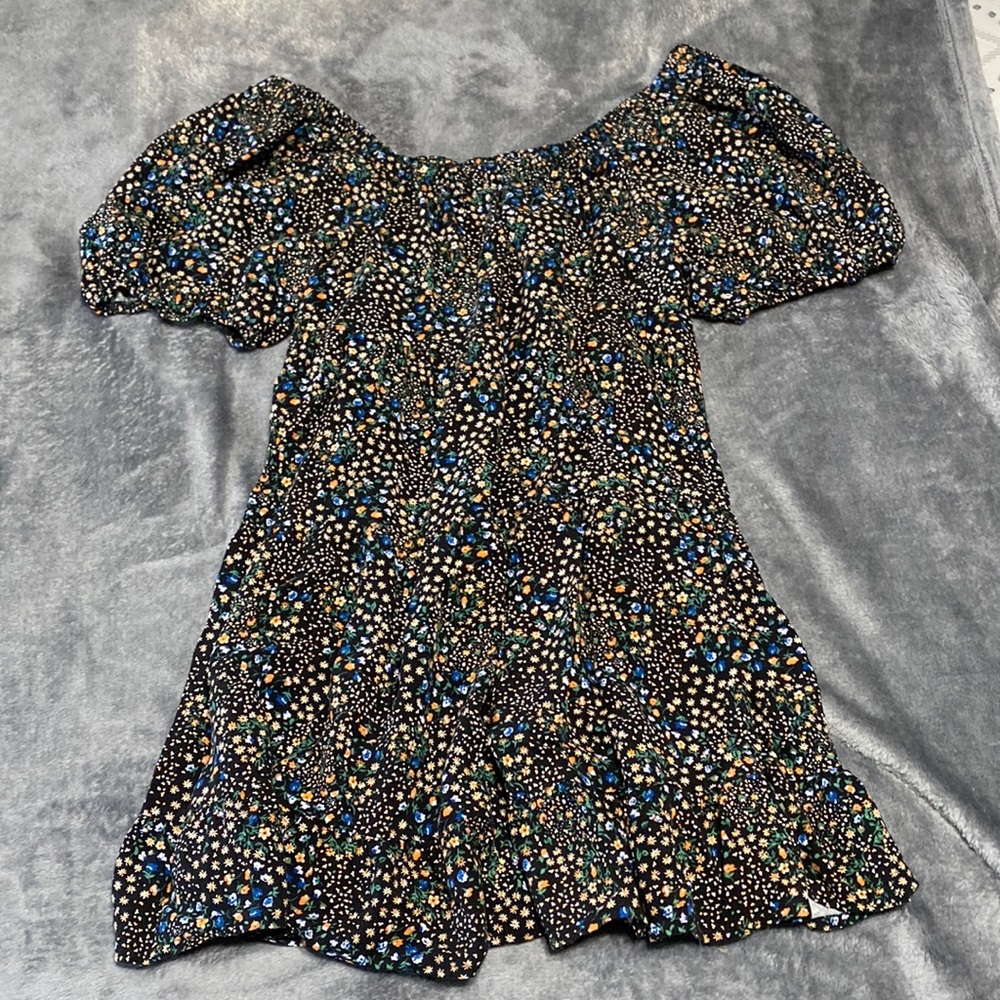 Floral dress 🌻